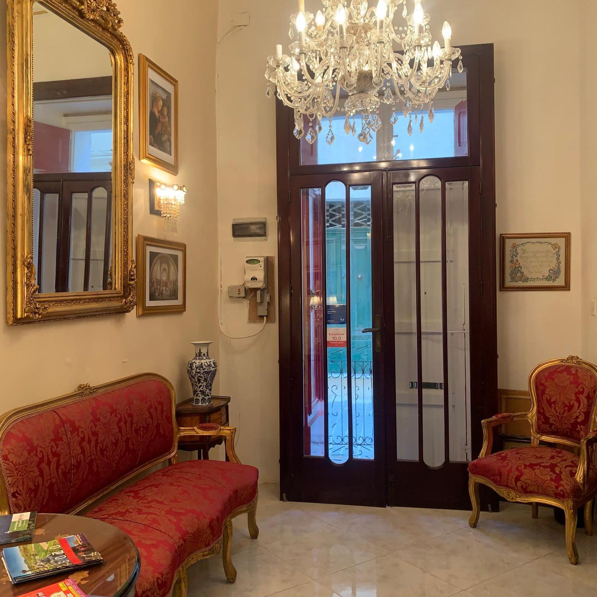 Отель Santa Marija House Виктория Экстерьер фото